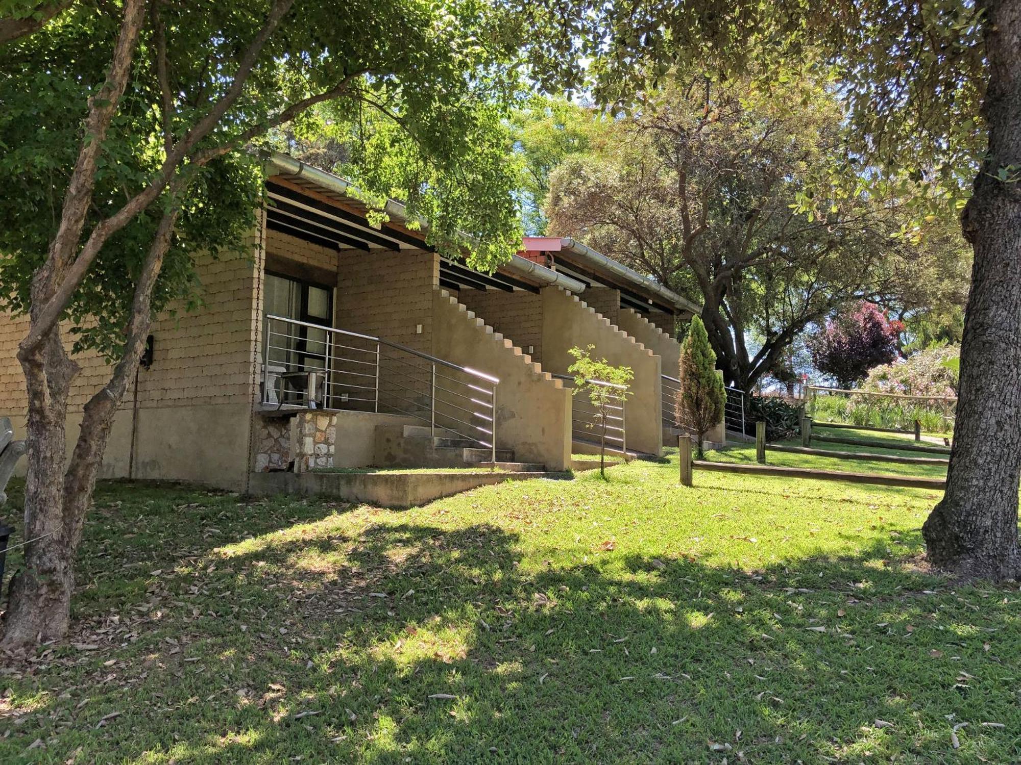 Hills And Dales Accommodation Lanseria Esterno foto