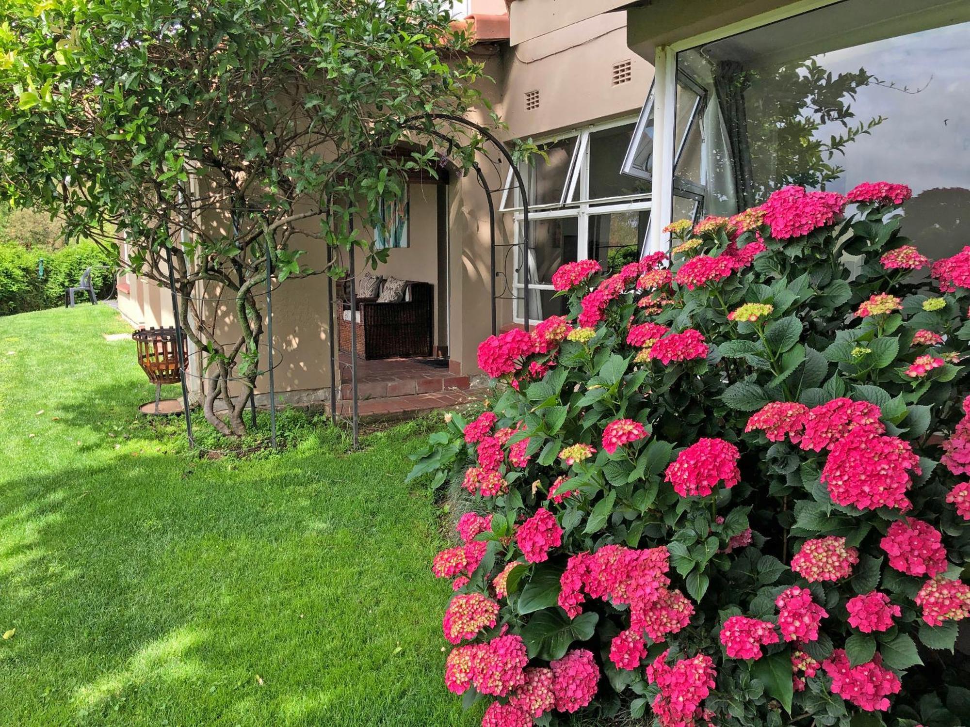 Hills And Dales Accommodation Lanseria Esterno foto